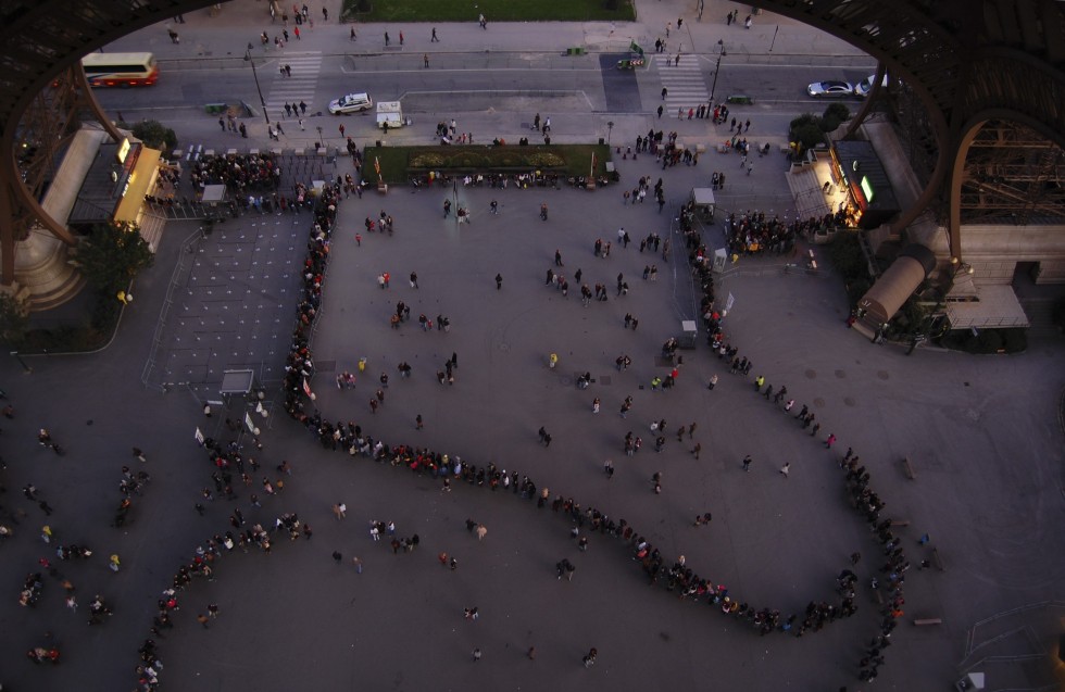 "Entrada a la Torre Eiffel" de Enrique Handelsman