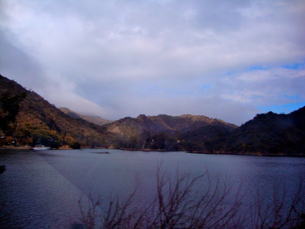 "Da nublado en las sierras!" de Pamela Bertoni