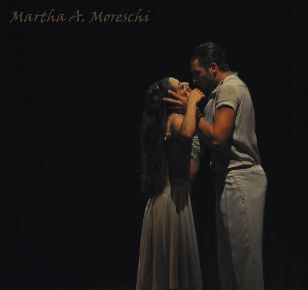 "Pasin Tango - pasin Piqun" de Martha A. Moreschi