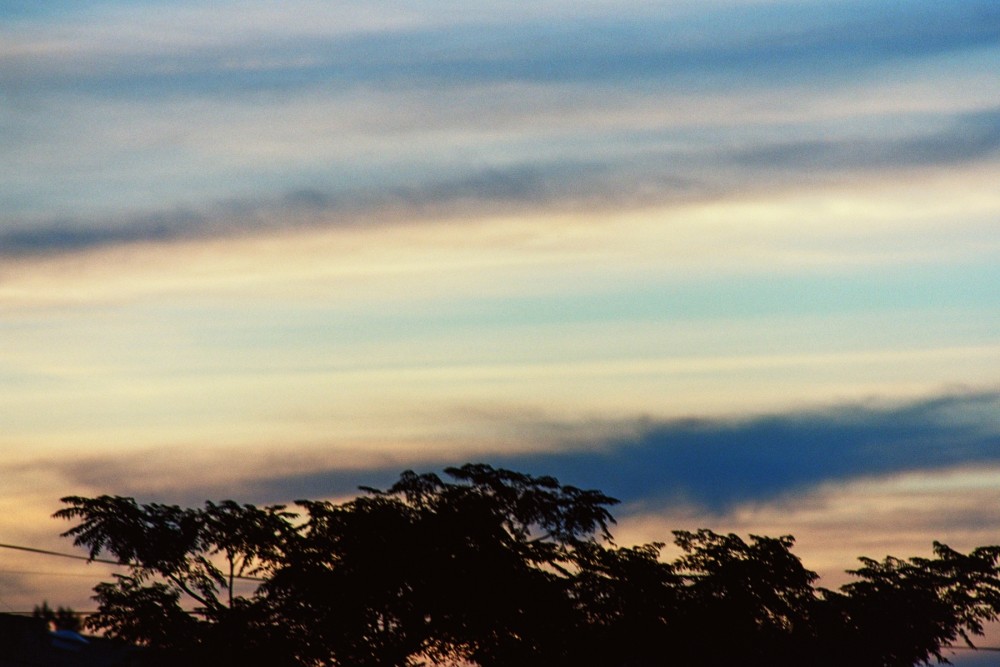 "distinto cielo!" de Marcelo Leandro Barbuto