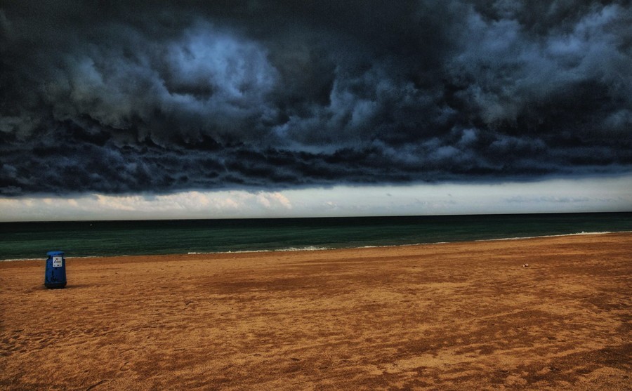 "Se nos viene la tormenta !!!" de Mauricio Alejandro Granata.