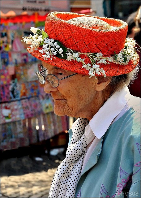"Una abuela.....primaveral..." de Pedro Bavasso