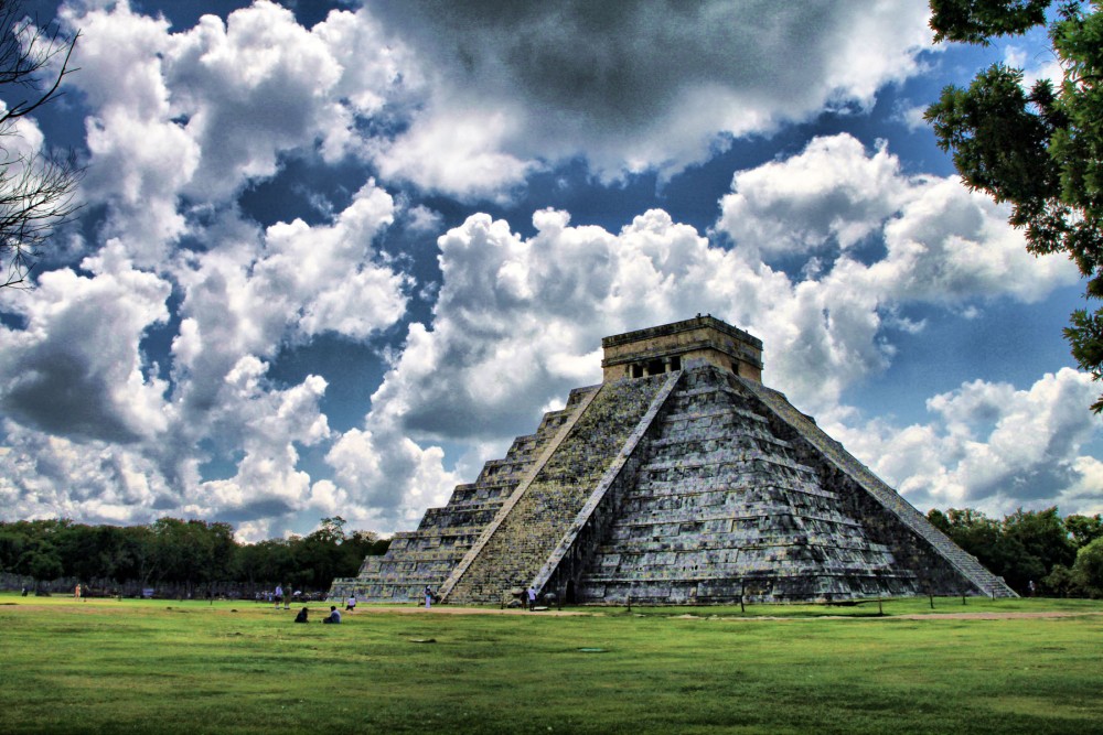 "El castillo de Kukulcan" de Manuel Velasco