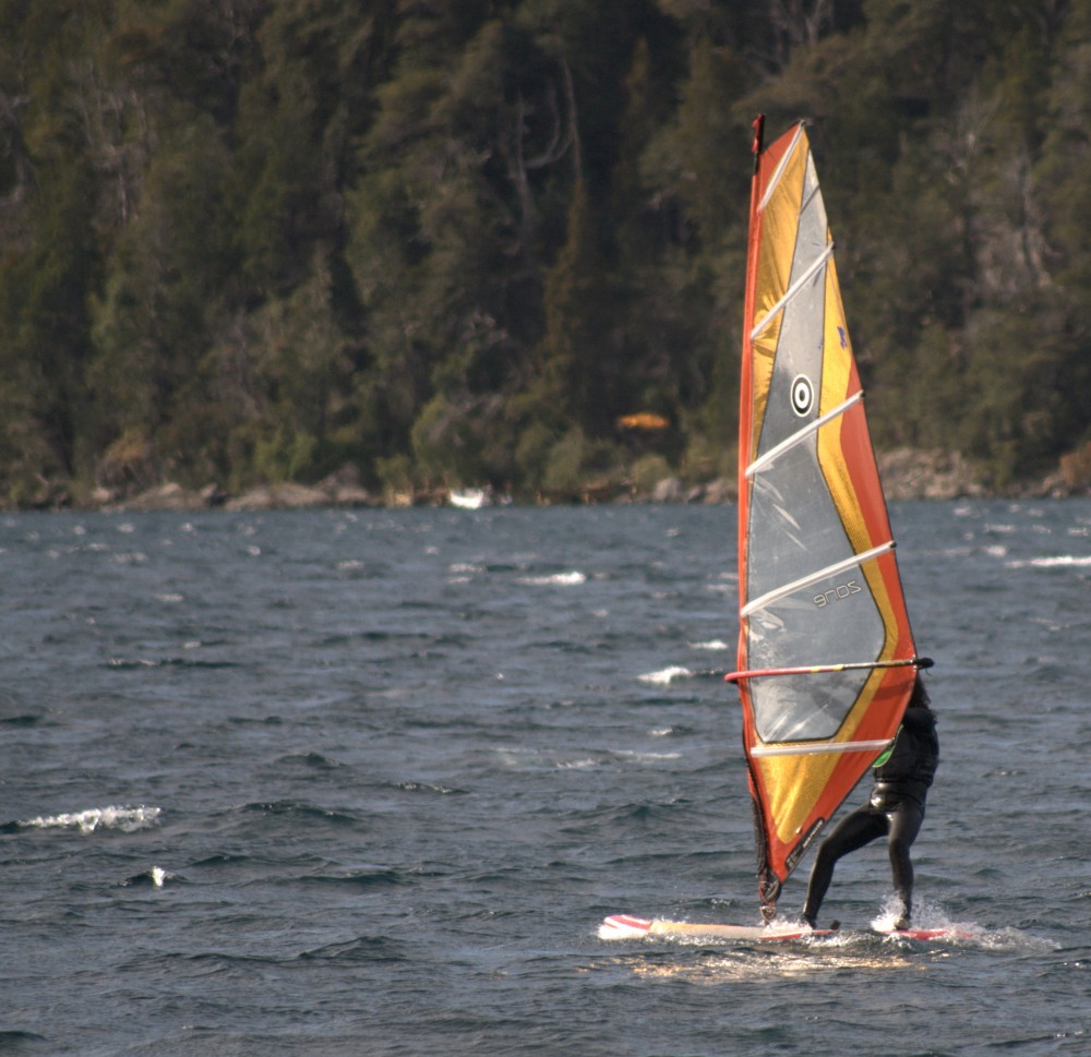 "Windsurf" de Gaston E. Polese