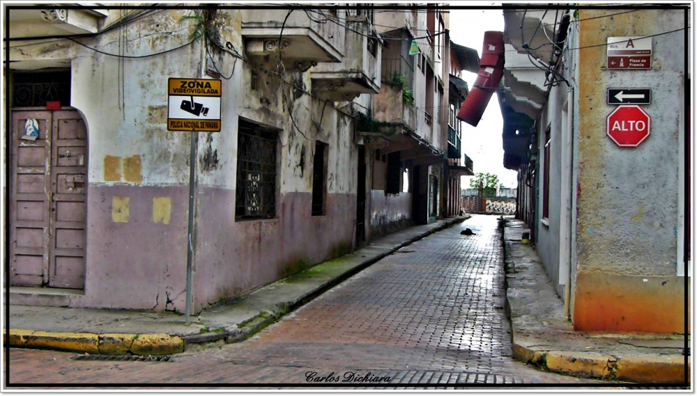 "Calle Controlada ..." de Carlos Dichiara