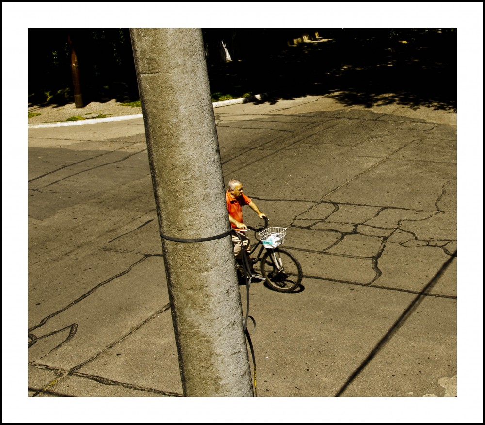 "La mitad de la bici" de Analia Coccolo