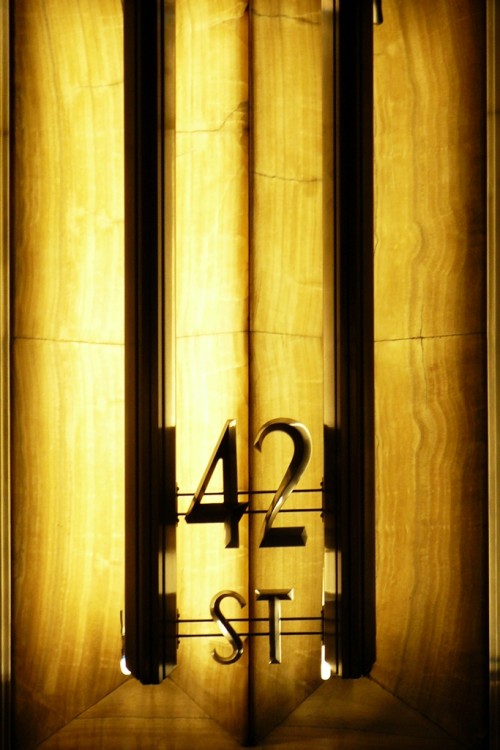 "42 ST" de Carlos Alborc
