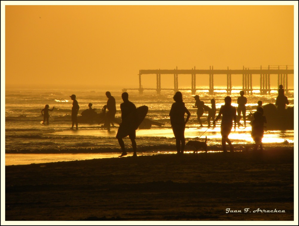 "Atardecer en Necochea II" de Juan Francisco Arrachea