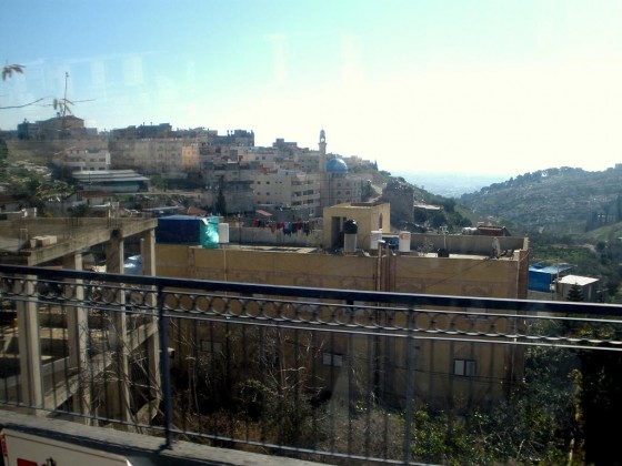 "un barrio de Nazareth,desde el auto...." de Tzvi Katz