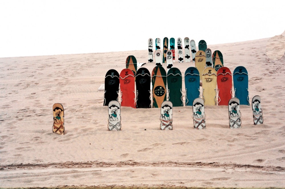 "Totems surfistas" de Ricardo H. Molinelli