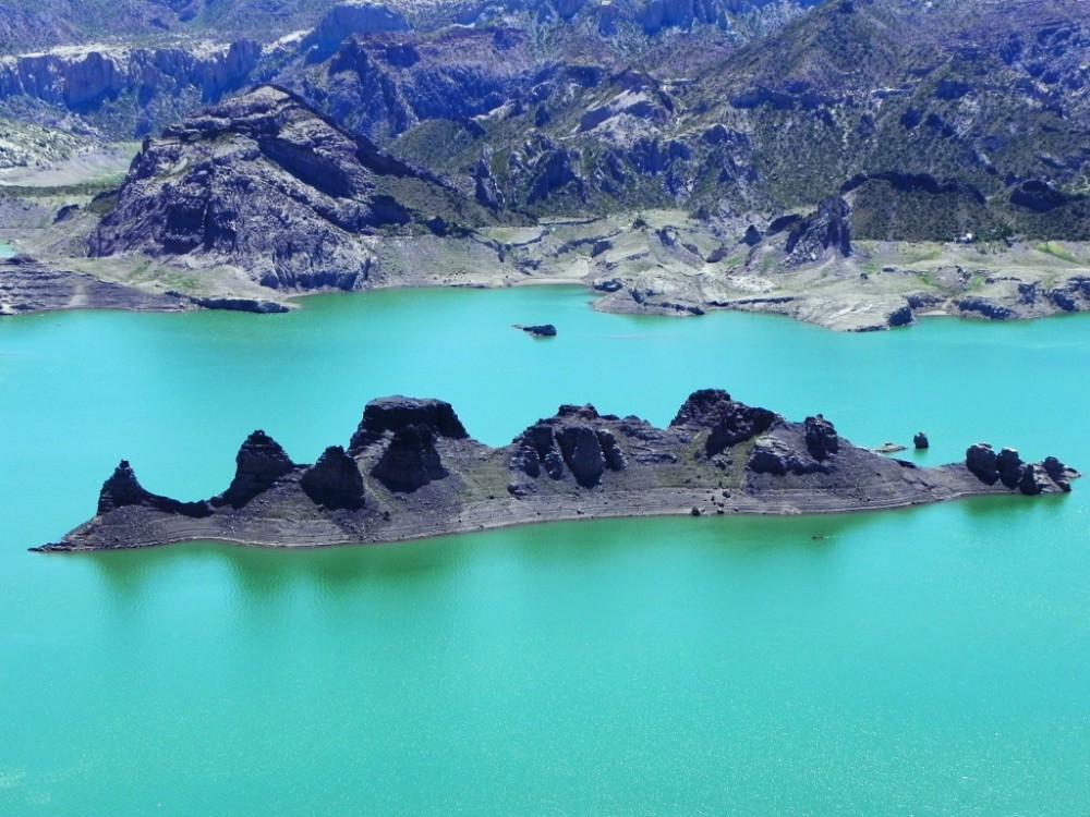 "Valle Grande" de Valeria Yevara