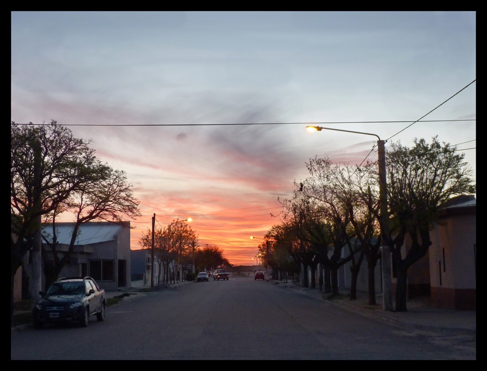 "Atardecer rojo en Winifreda" de Martin Ussei