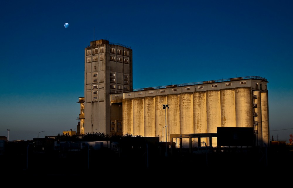 "silos" de Daniel Di Iorio