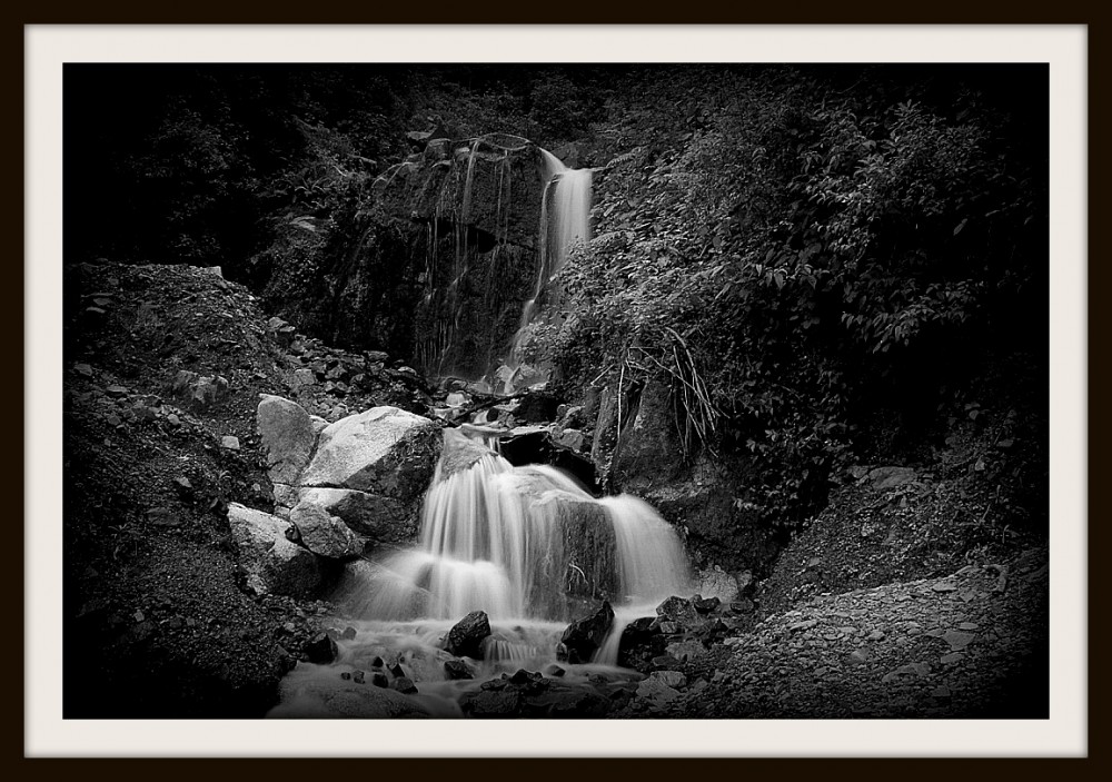 "Cascadas del Infiernillo" de Rodolfo Britez