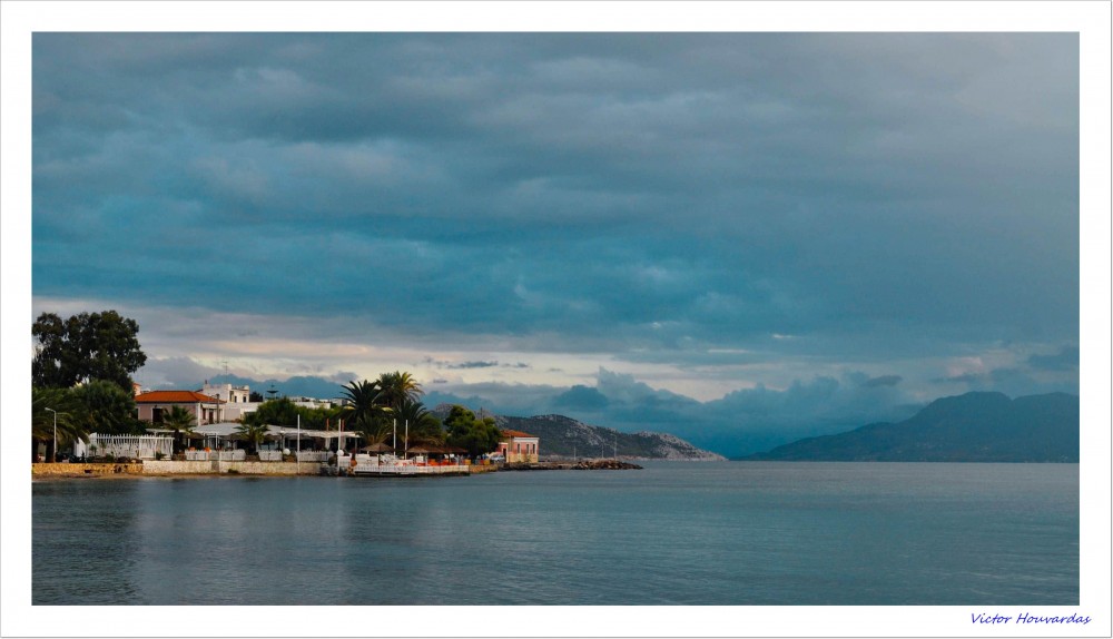 "en la isla" de Victor Houvardas