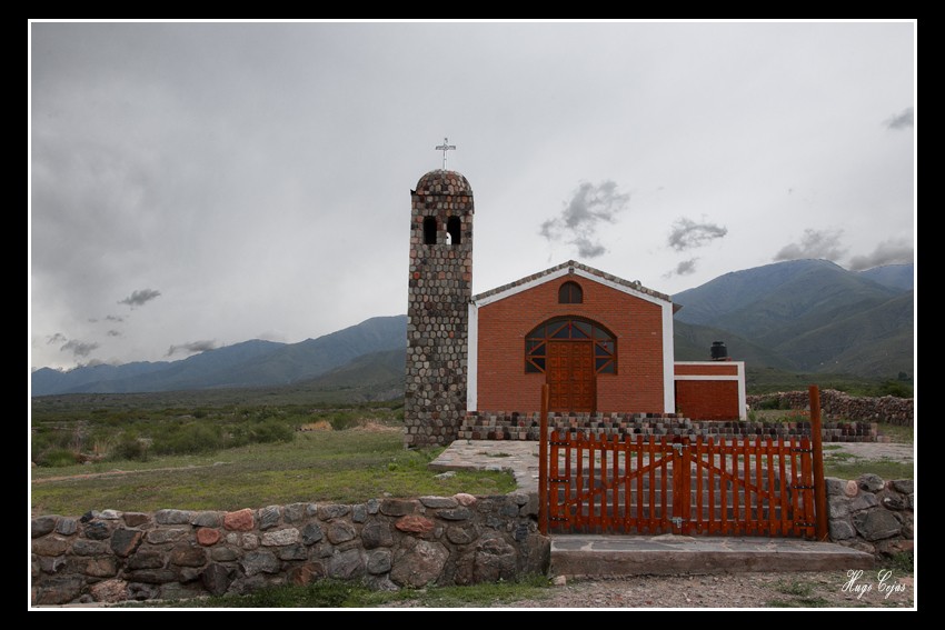 "En el cerro tambien" de Hugo Cejas