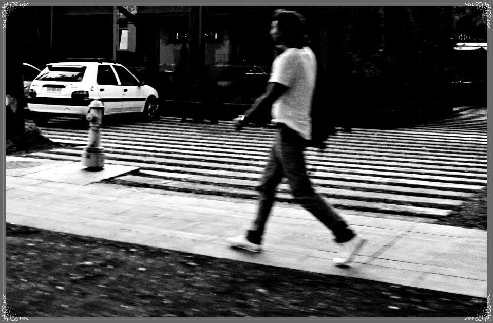 "llendo al colegio" de Ricardo Andres Muoz