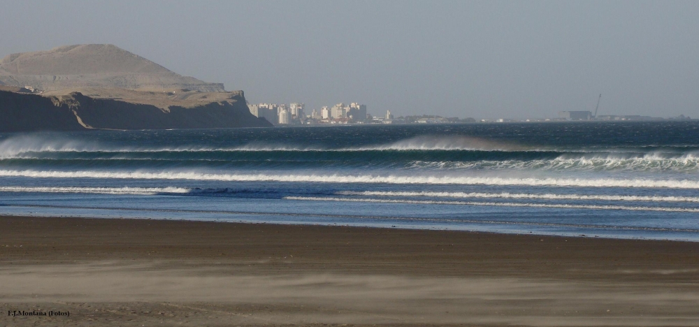 "Playa y Viento." de Francisco Jos Montaa