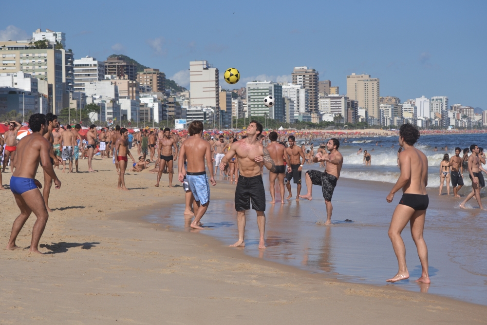 "FUCHIBOL" de Marcelo Levit