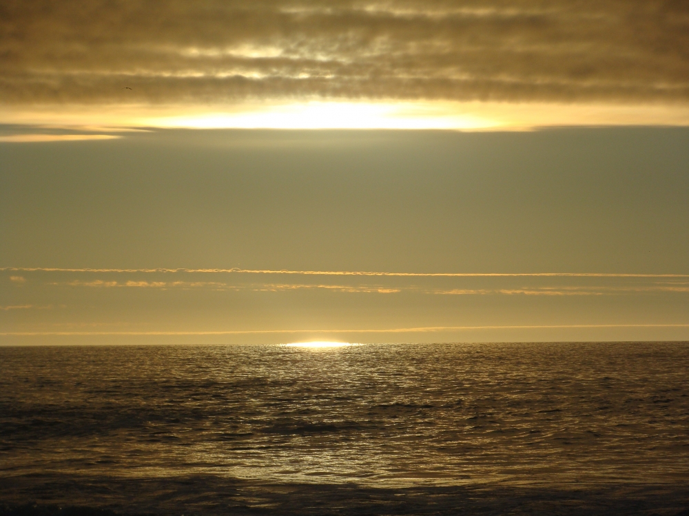 "como techo las nubes..." de Gladys Pea Zuiga