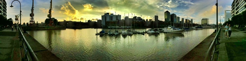 "Puerto Madero" de Horacio Marin