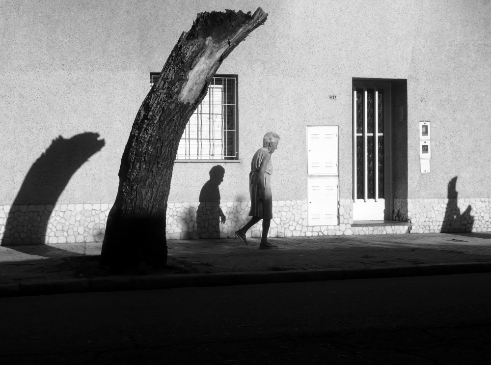 "Sombras" de Claudio H. Fibla