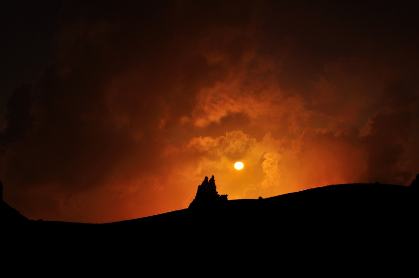 "Atardecer naranja." de Guillermo de Haro