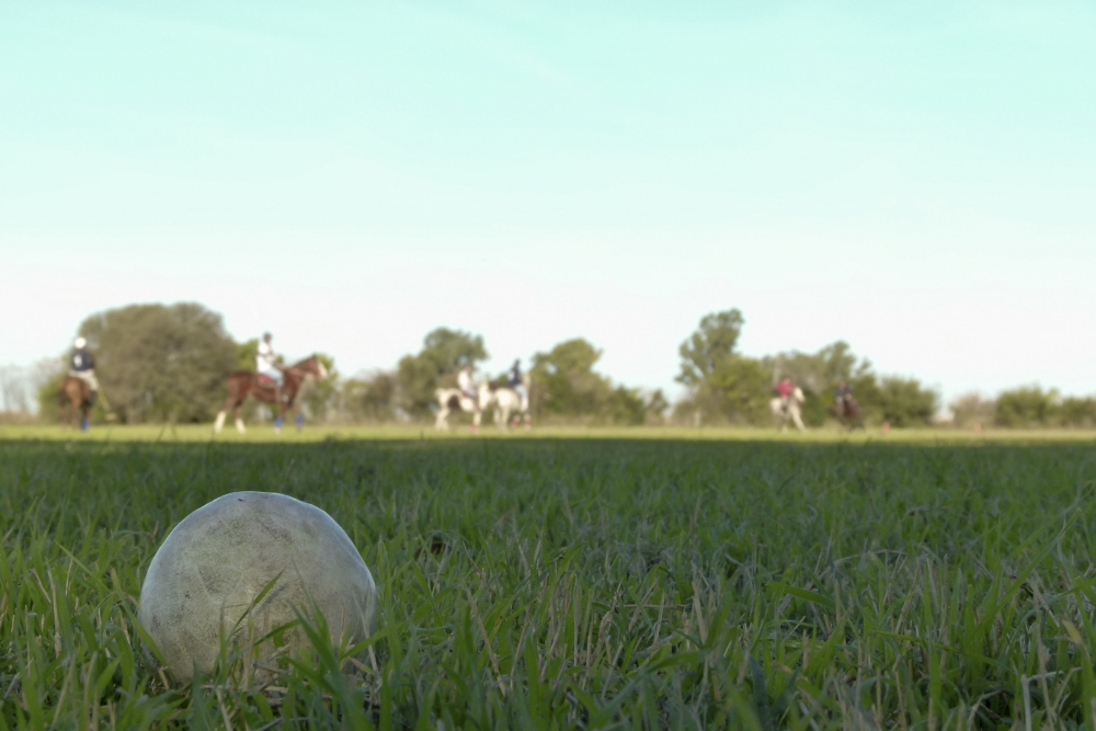 "La pelota." de Carlos Alberto Funes