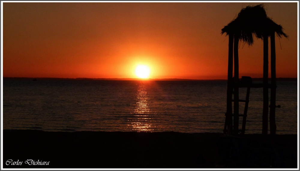 "Atardecer en Encarnacion !!!!!" de Carlos Dichiara