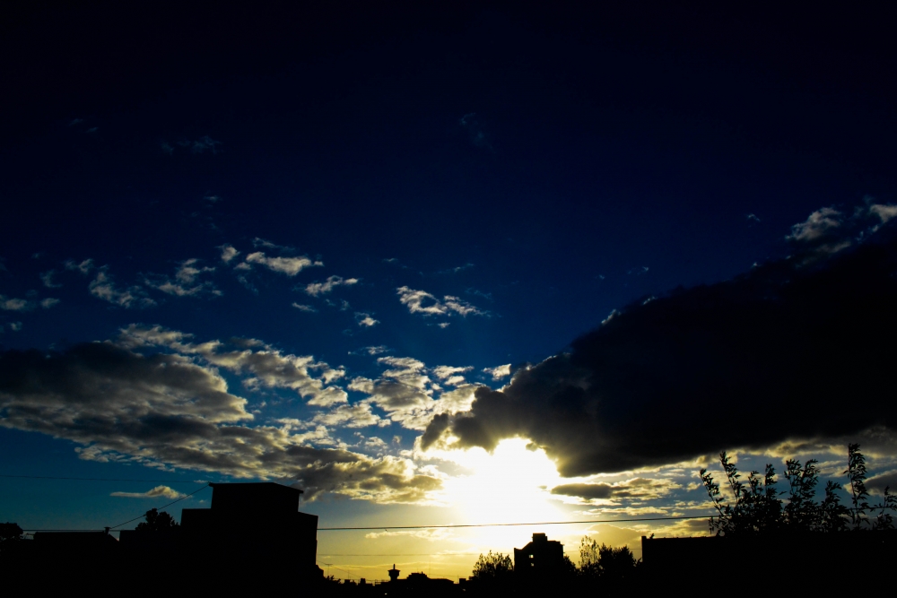 "Goodbye blue sky..." de Alejandro Barreca