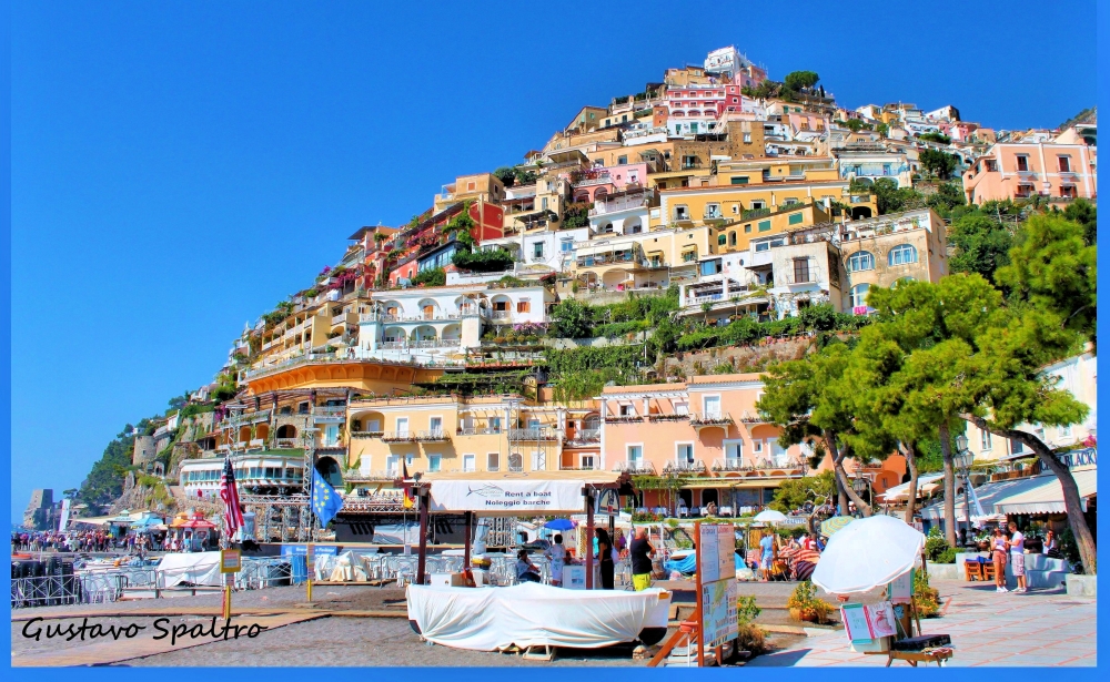 "Positano desde la playa" de Gustavo Spaltro