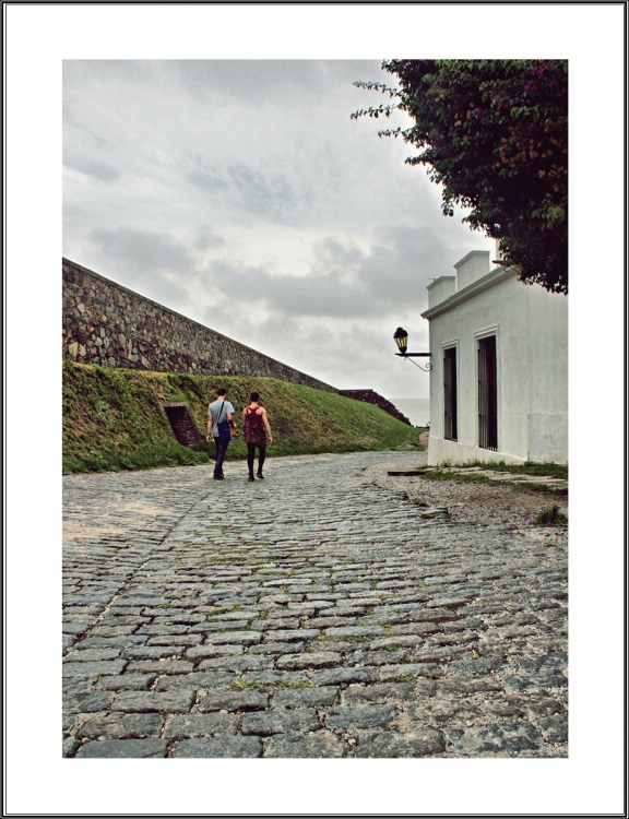 "Un paseo por Colonia" de Silvia Chamorro