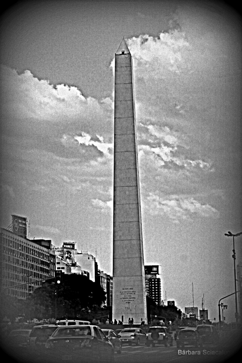 "El Obelisco de Buenos Aires" de Brbara M. Sciacaluga