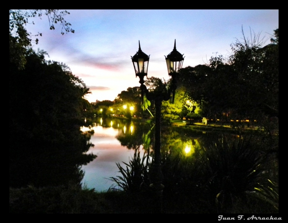 "atardecer" de Juan Francisco Arrachea