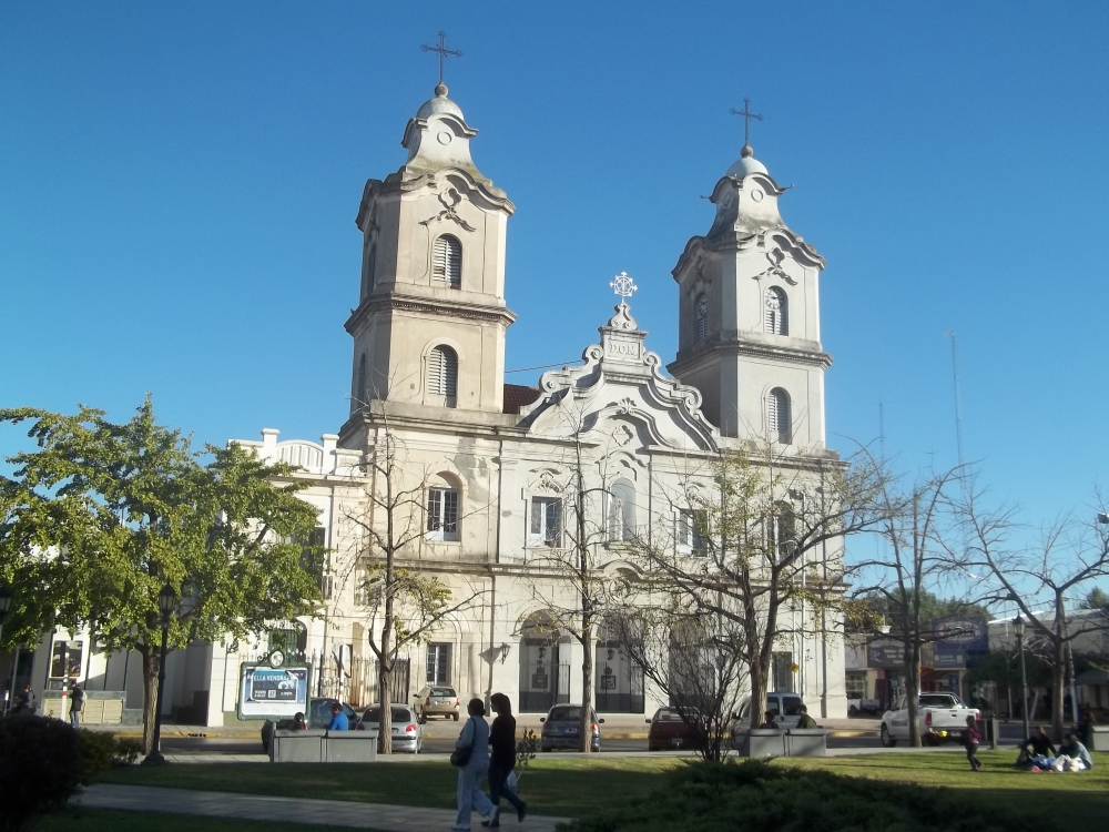 "iglesia de pilar bs as" de Guillermo Adaro