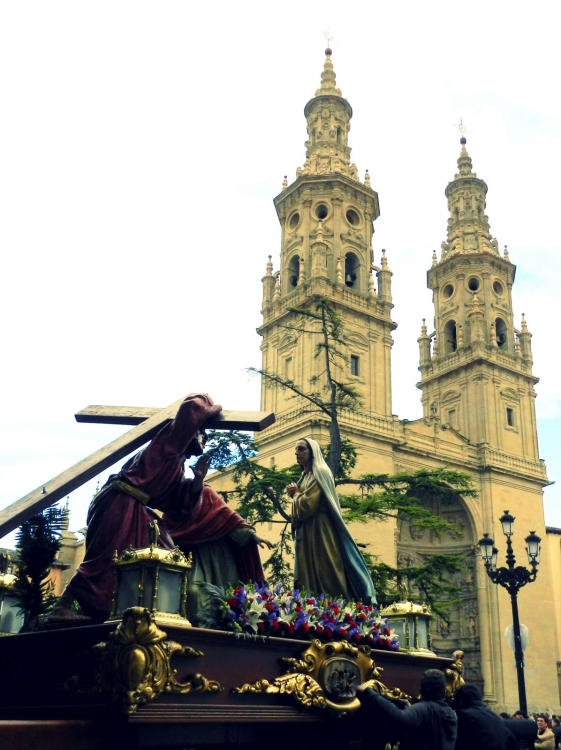 "Semana Santa" de Rosa Mara Olivn