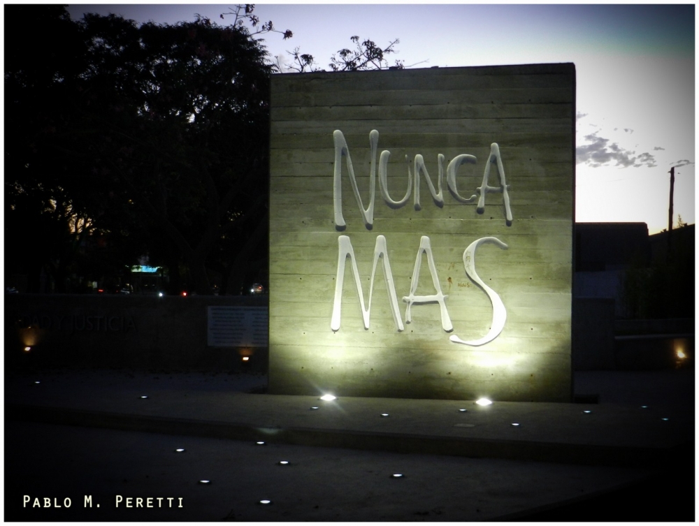 "Nunca Mas..." de Pablo Peretti