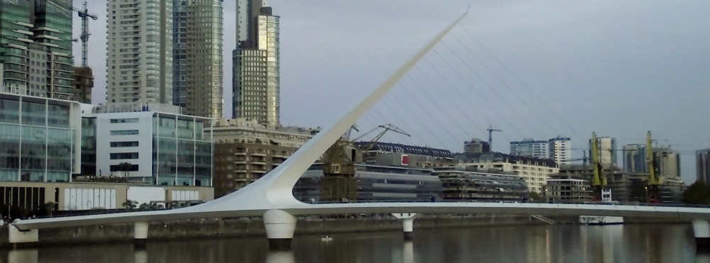 "Puente de la Mujer" de Carlos Salto