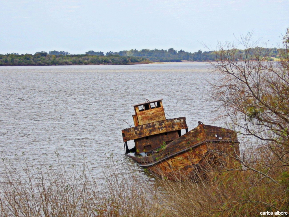 "abandono" de Carlos Alborc