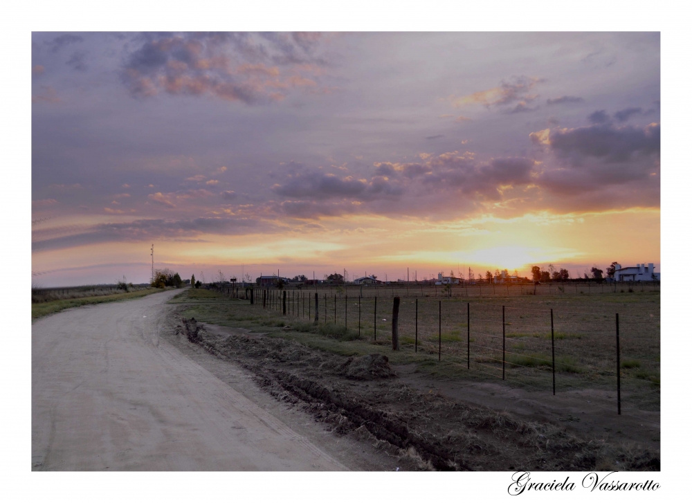 "`Atardecer`" de Graciela Del Rosario Vassarotto