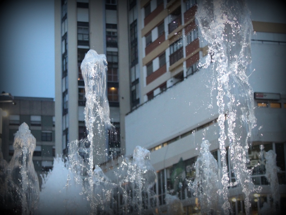 "agua de la fuente." de Roberto Velazquez