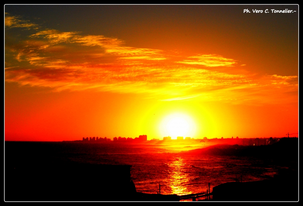 "atardecer en colores!" de Vero C. Tonnelier