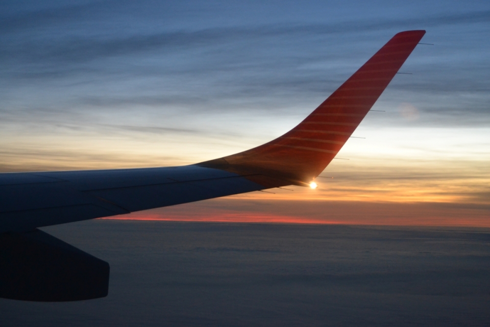 "Amanecer en el aire" de Hugo Daniel Luguercho