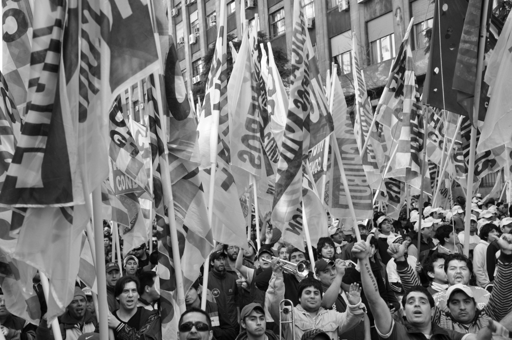 "Uno de nosotros en la Plaza" de Monica Casso