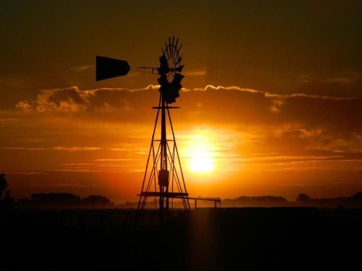 "atardecer en Rawson" de Roberto Kotata Muoz