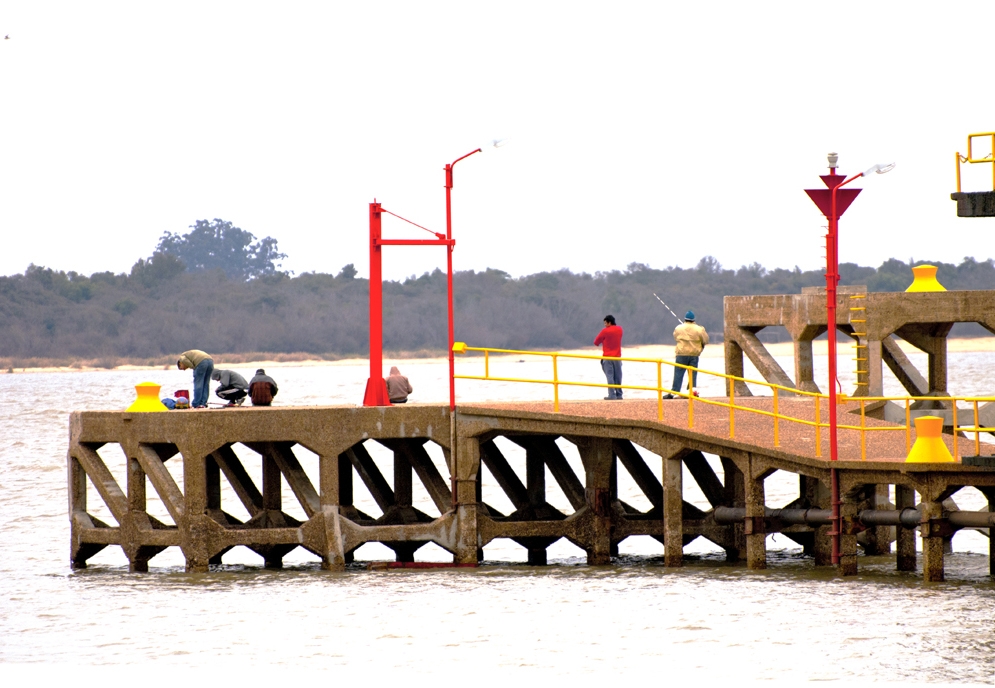 "Muelle de pescadores" de Ricardo H. Molinelli