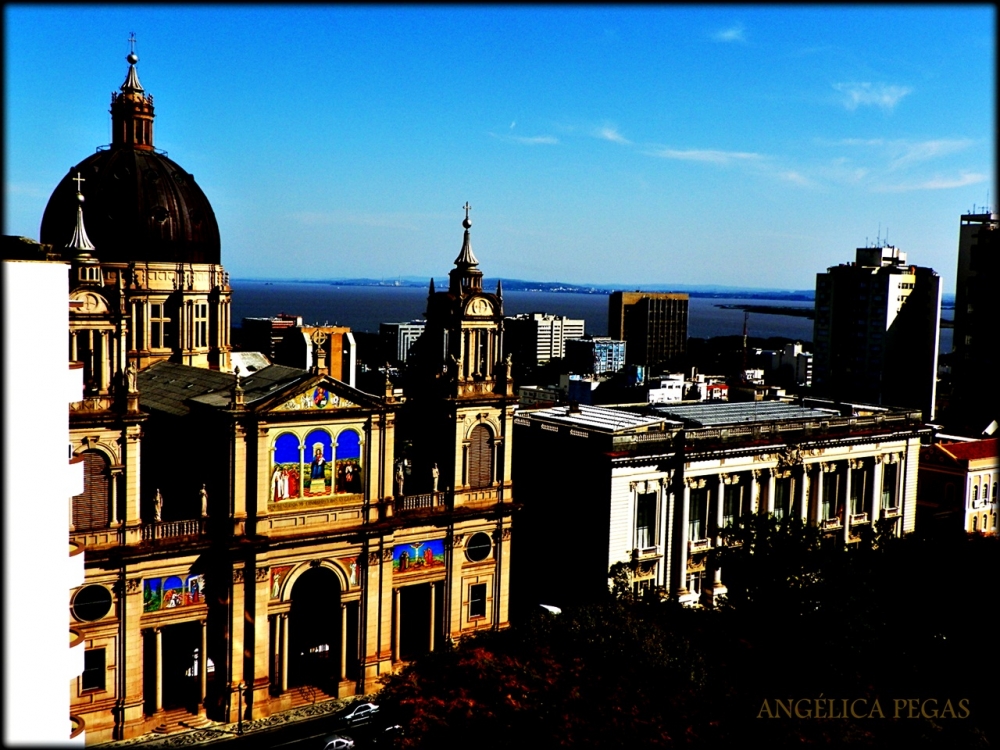 "LA CATEDRAL!! EN HORIZONTE RIO GUAIBA.." de Anglica Pegas