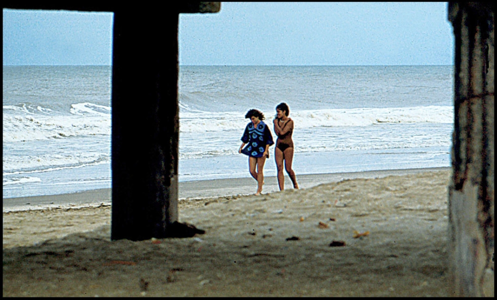 "Terapia en la playa" de Jorge Vicente Molinari