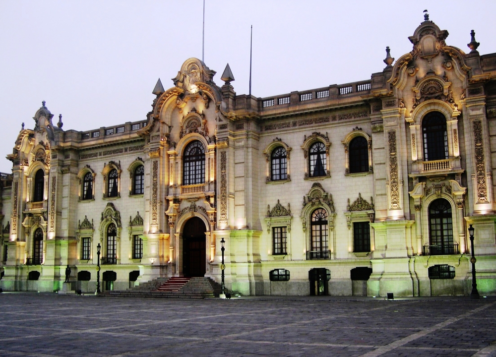 "Casa de Gobierno" de Luis Fernando Somma (fernando)