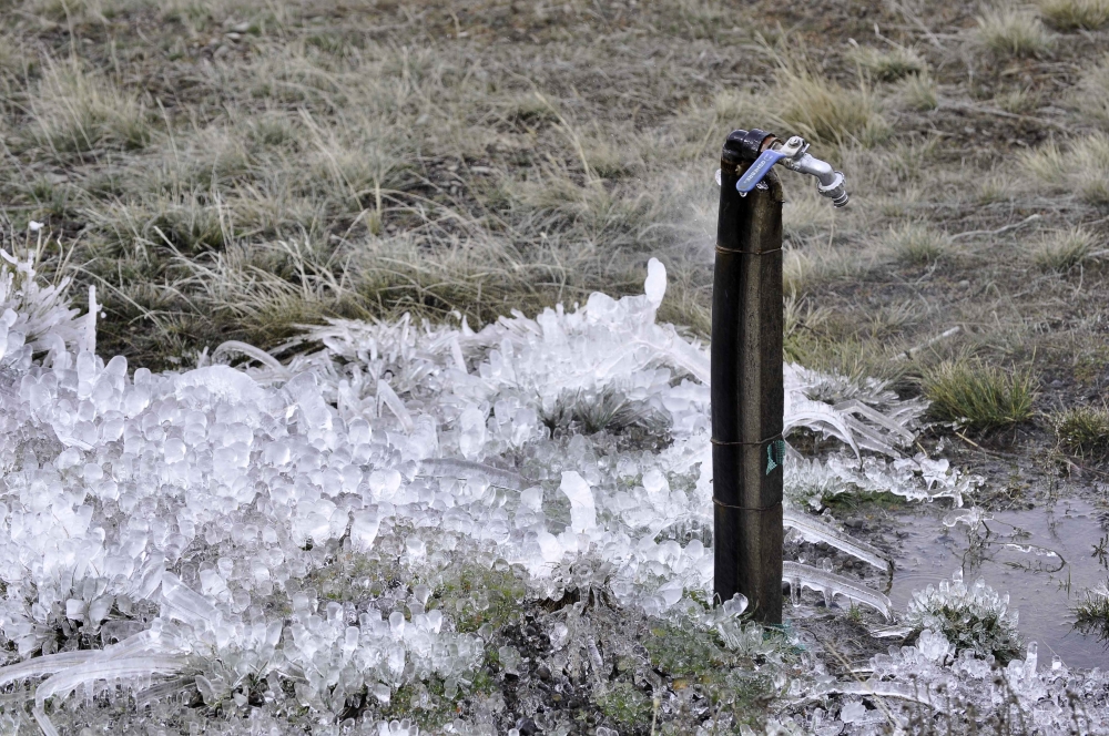 "regador de hielo II" de Nestor Haisenreder